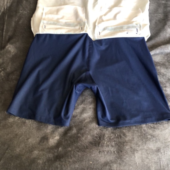 Women’s Adidas extra small golf skort RN # 88387 new without tags - Picture 11 of 14